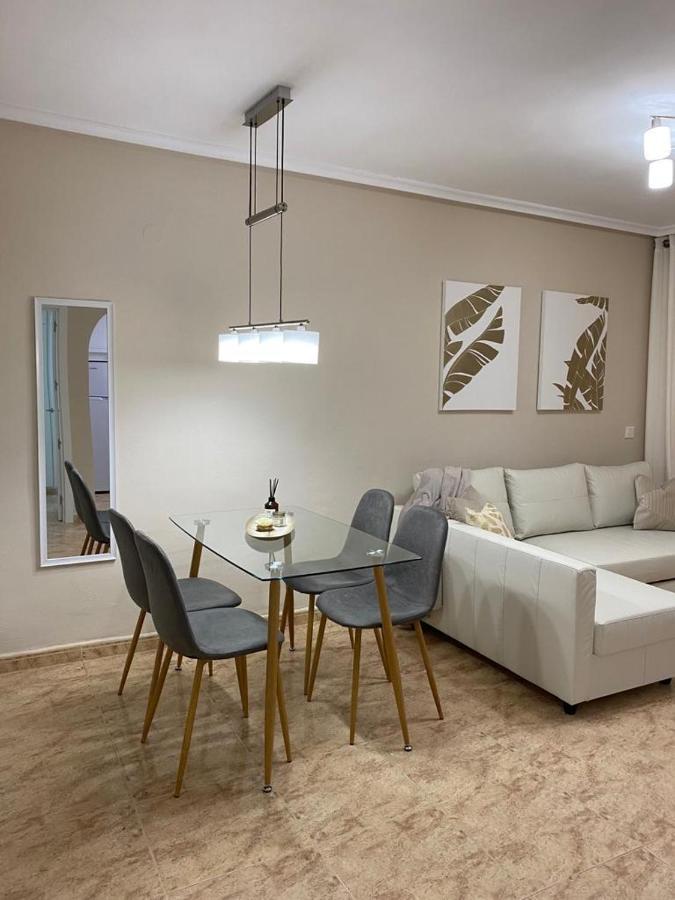 Комфортабельные Апартаменты С Большой Террасой Torrevieja Zewnętrze zdjęcie